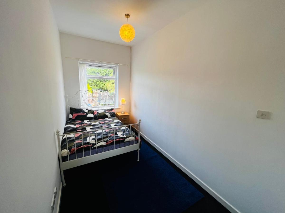 Liberty Inn Room With Sharing Toilet And Kitchen Liverpool Exteriér fotografie
