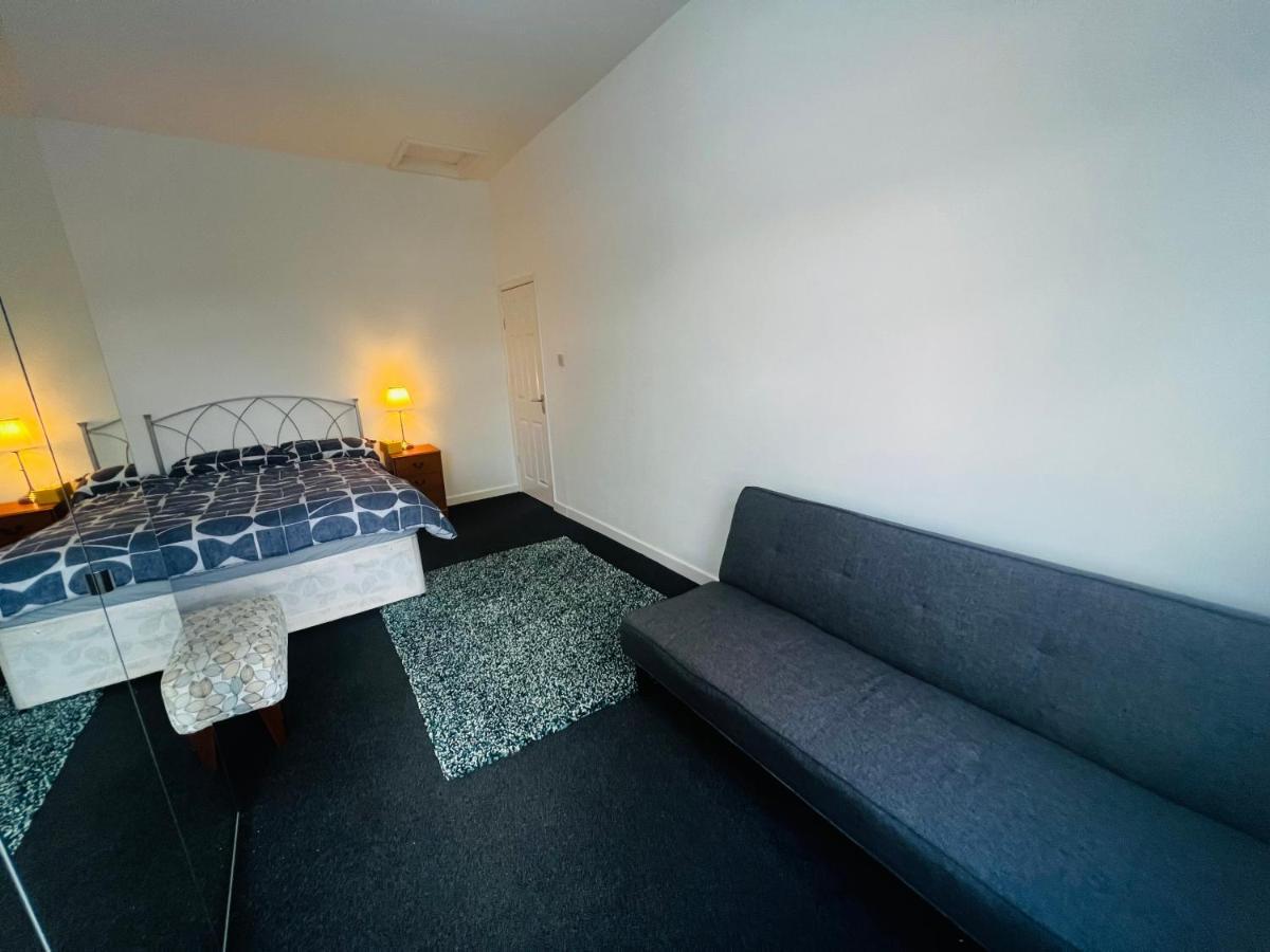 Liberty Inn Room With Sharing Toilet And Kitchen Liverpool Exteriér fotografie