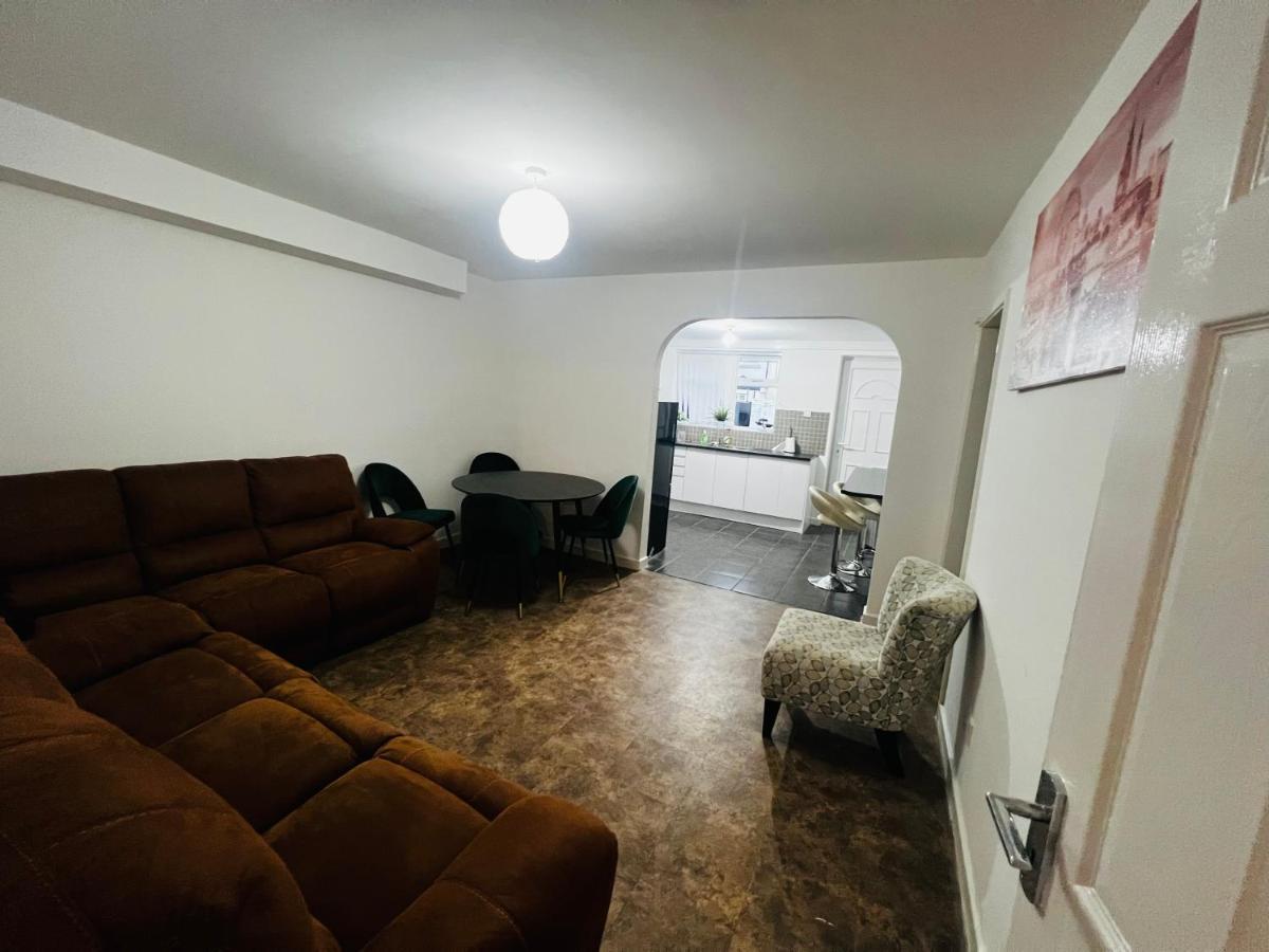 Liberty Inn Room With Sharing Toilet And Kitchen Liverpool Exteriér fotografie